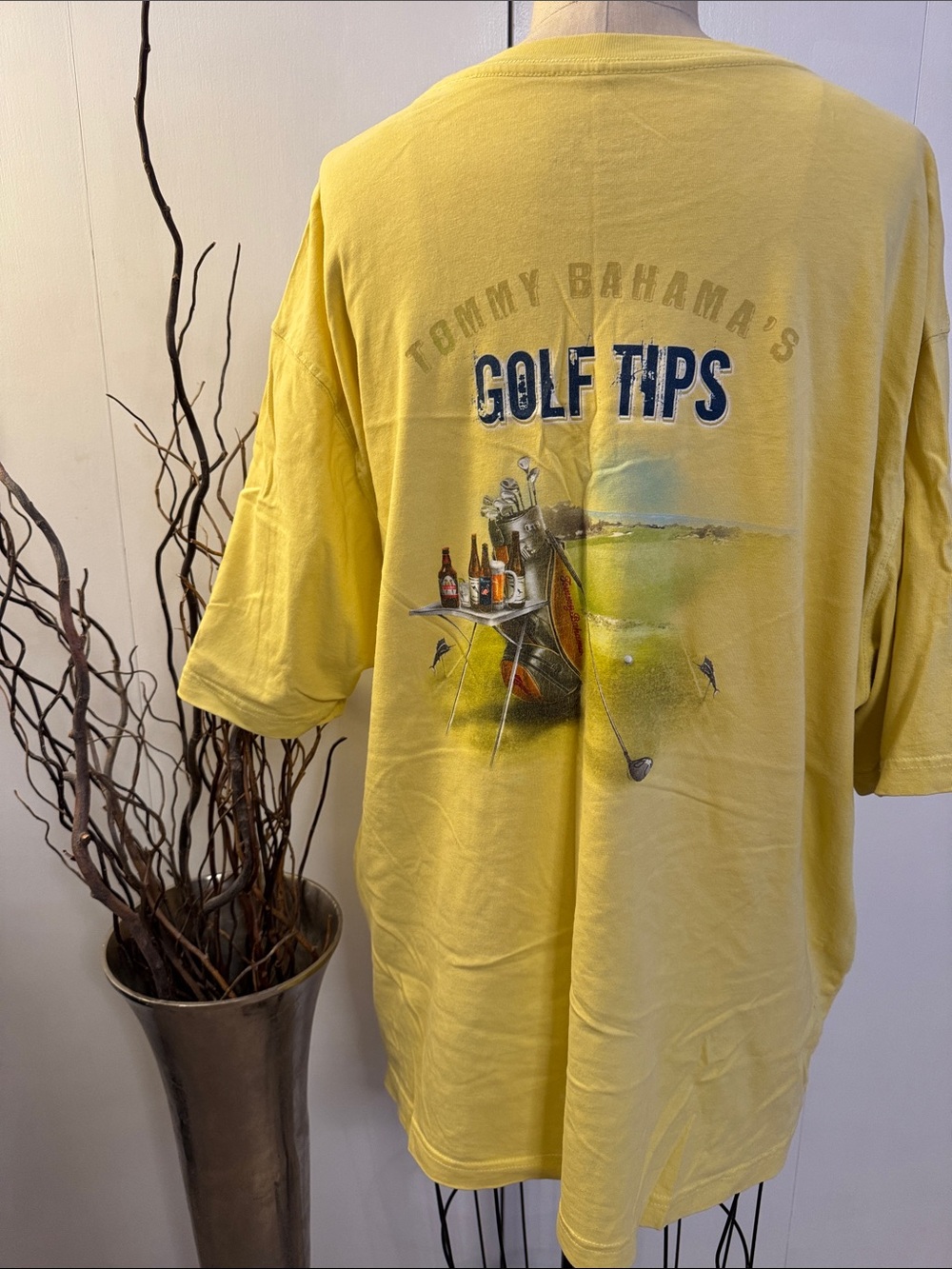 Tommy Bahama yellow tee with "Golf Tips" design - Picture 4 of 5